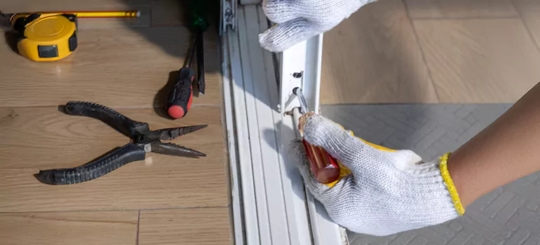 Sliding Glass Door Repair in Seminole